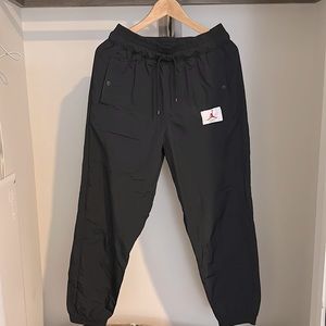 Nike women’s pants